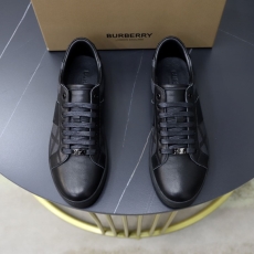 Burberry Sneakers